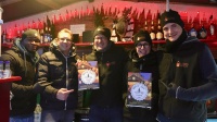 Glühwein Dealer ist bester Stand auf dem Frankfurter Weihnachtsmarkt 