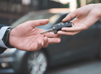 Neue Umweltprämie: Frankfurt belohnt den Verzicht aufs Auto mit Deutschland-Ticket