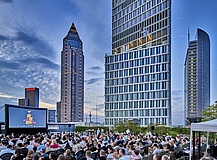 Open-Air-Kinospektakel High Rise Cinema feiert erfolgreichen Abschluss